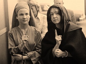 "Blue" and "Red": Sandra Good and Lynette "Squeaky" Fromme in Sacramento (c. 1974) (source: prisonplanet.com)