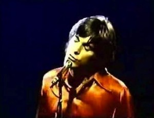 Dennis Wilson performs "Never Learn Not to Love" with the Beach Boys on The Mike Douglas Show (1968) (Source: YouTube)