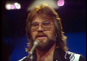 Kenny Rogers (screen cap image from YouTube)