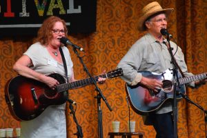 Robin and Linda Williams Old Songs 2016