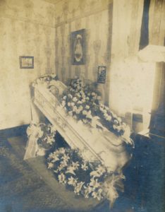 Home funeral, early 20th century